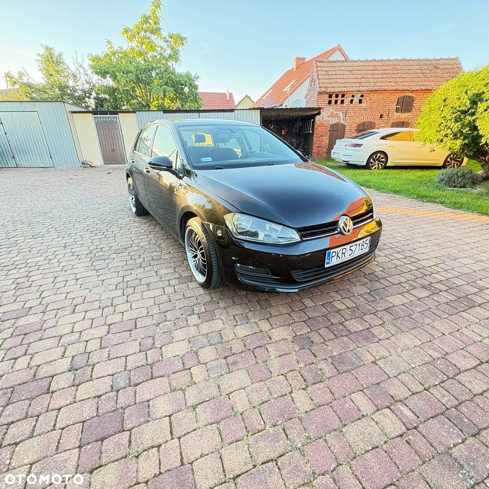 Volkswagen Golf - 5
