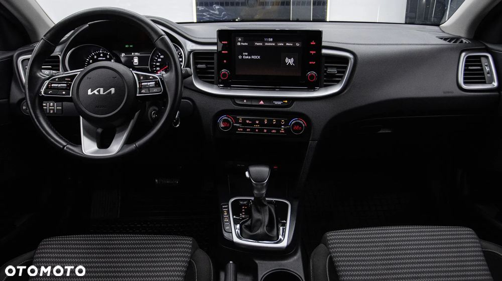 Kia Ceed 1.5 T-GDI M DCT - 14