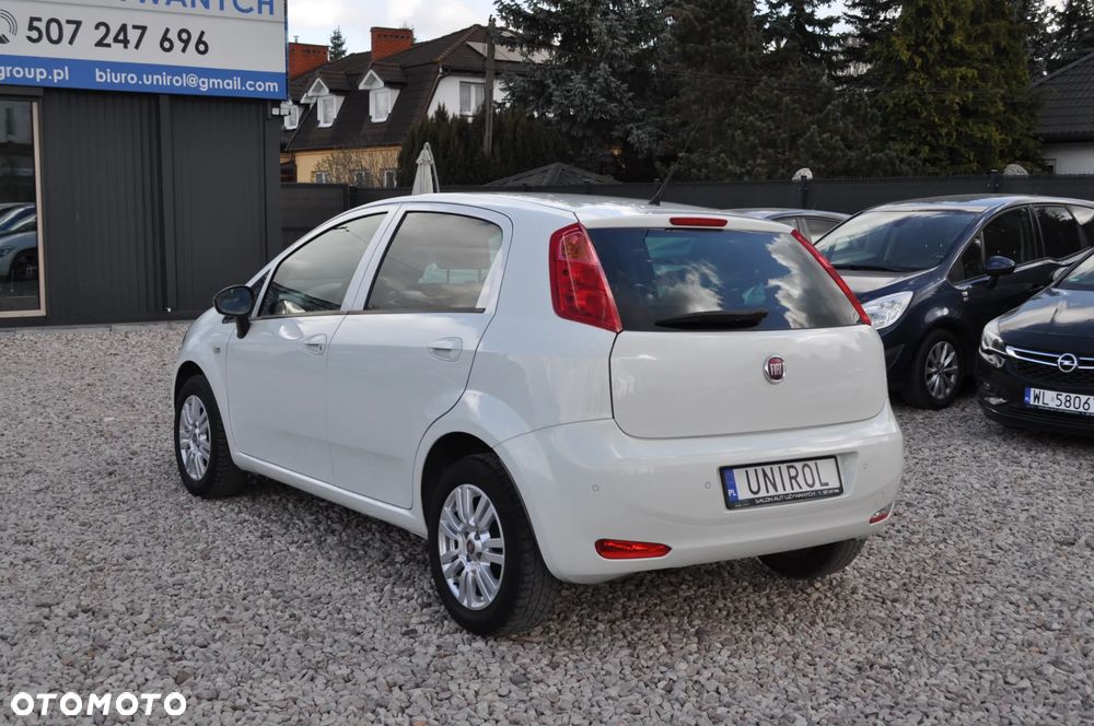 Fiat Punto 1.2 Young - 9