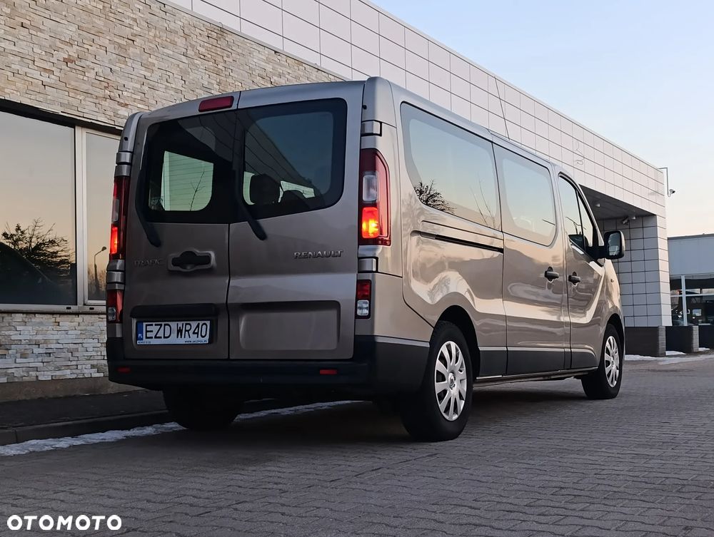 Renault Trafic Grand 1.6 dCi - 7