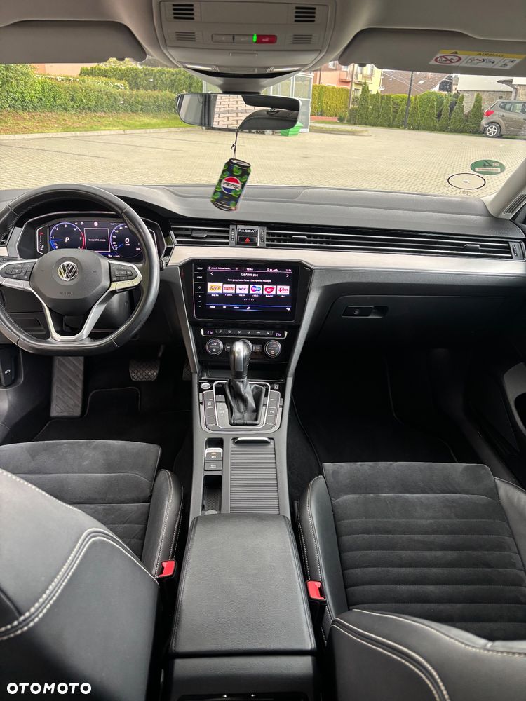 Volkswagen Passat 2.0 TDI SCR DSG Highline - 16