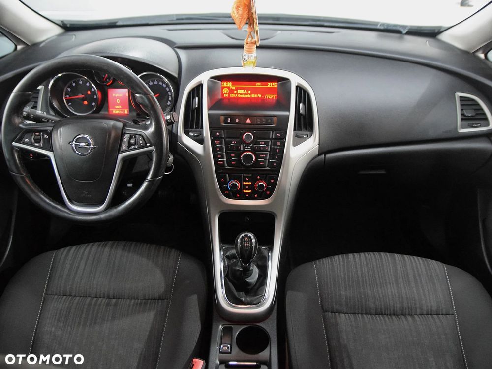 Opel Astra 1.4 Turbo - 5