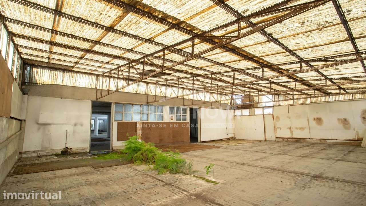 Espaço para comercio/serv à venda na Av da Boavista perto CasadaMúsica - Grande imagem: 4/29