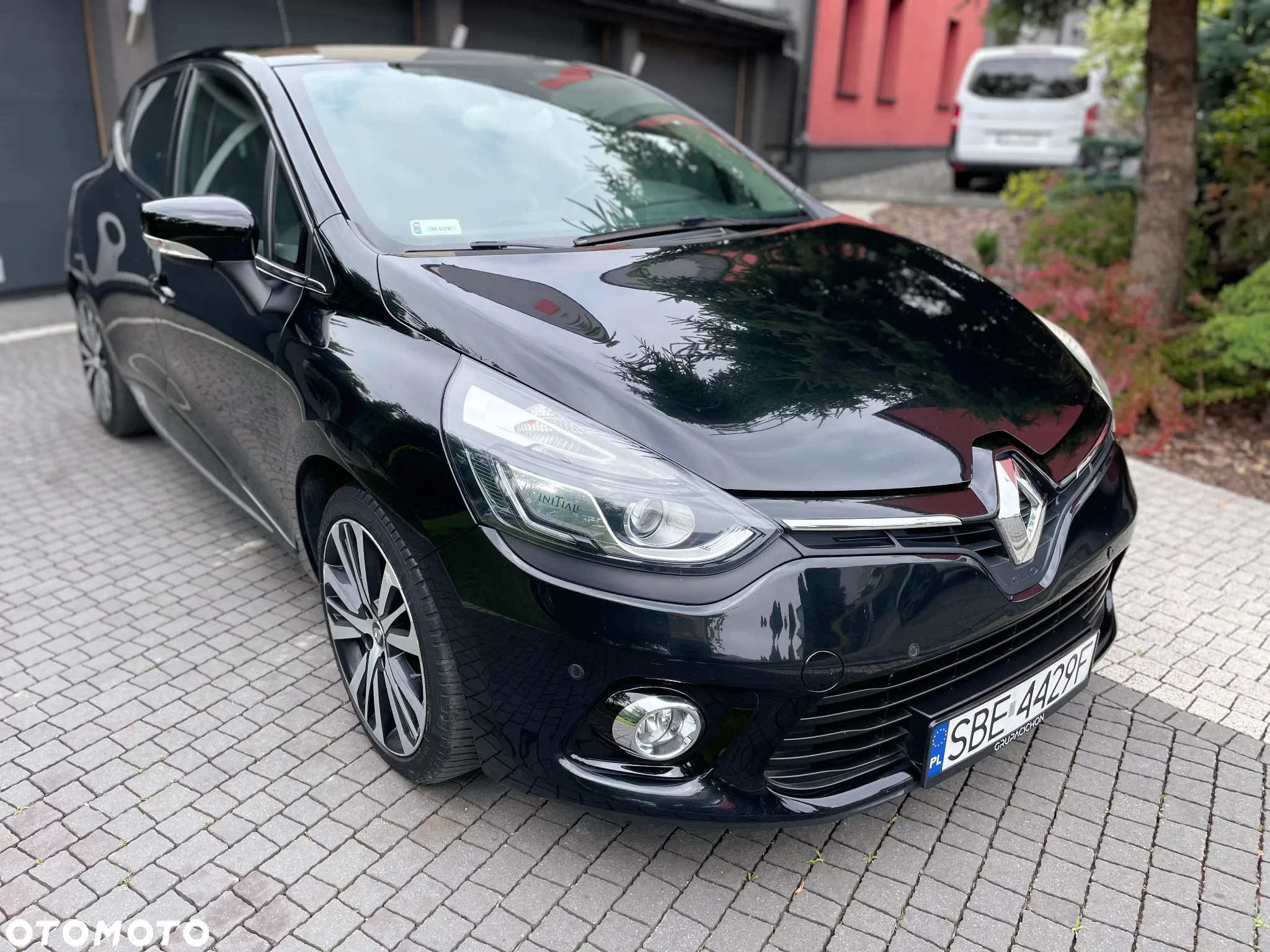 Renault Clio Energy dCi 90 Start & Stop EDC INITIALE PARIS - 2