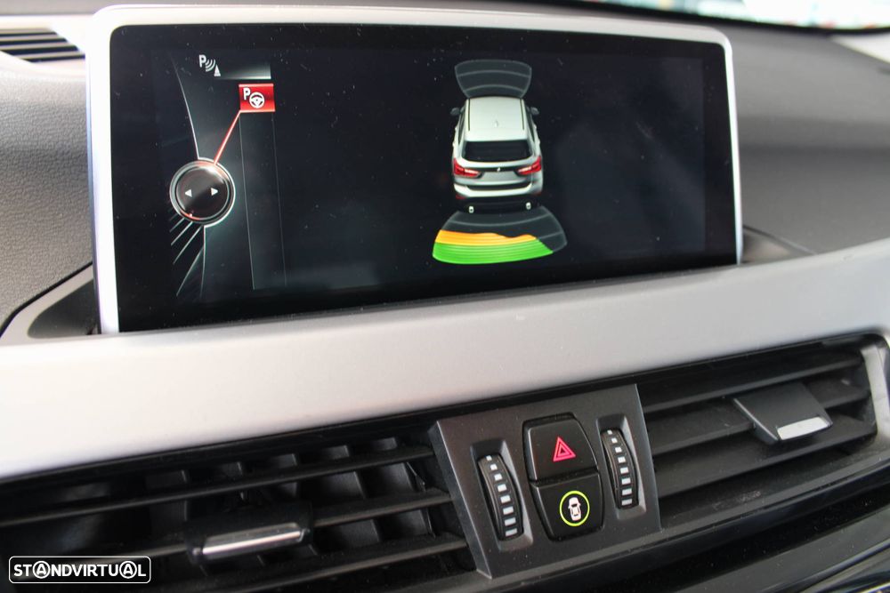 BMW X1 16 d sDrive Advantage - 13