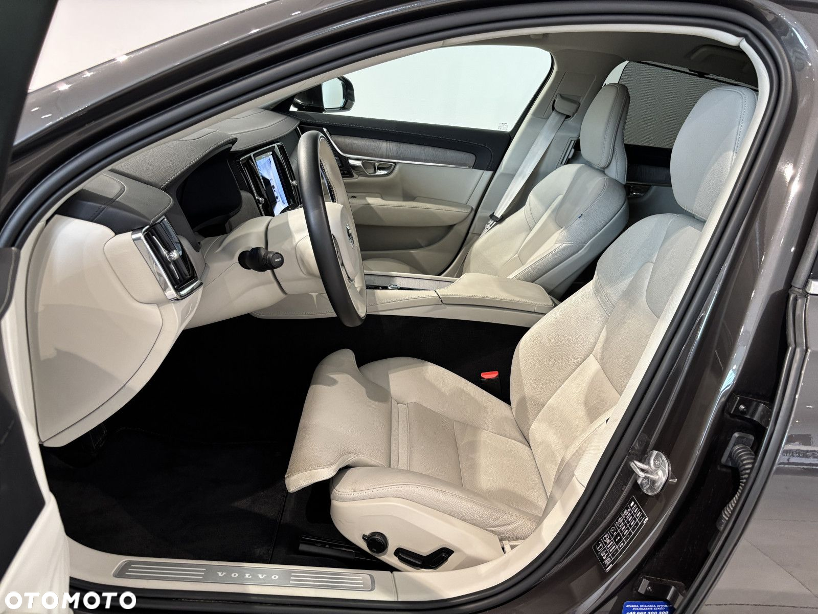 Volvo S90 - 22