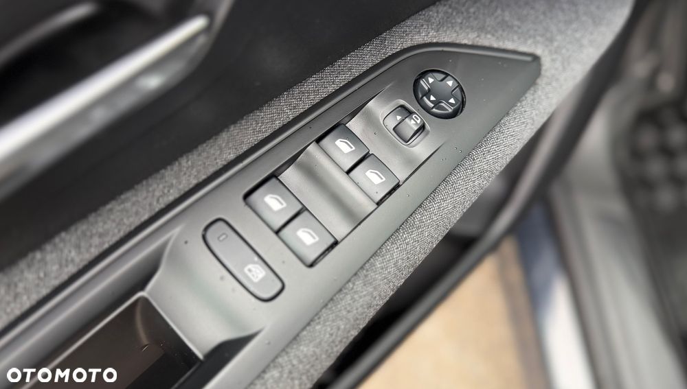 Peugeot 3008 1.2 PureTech Active S&S - 38