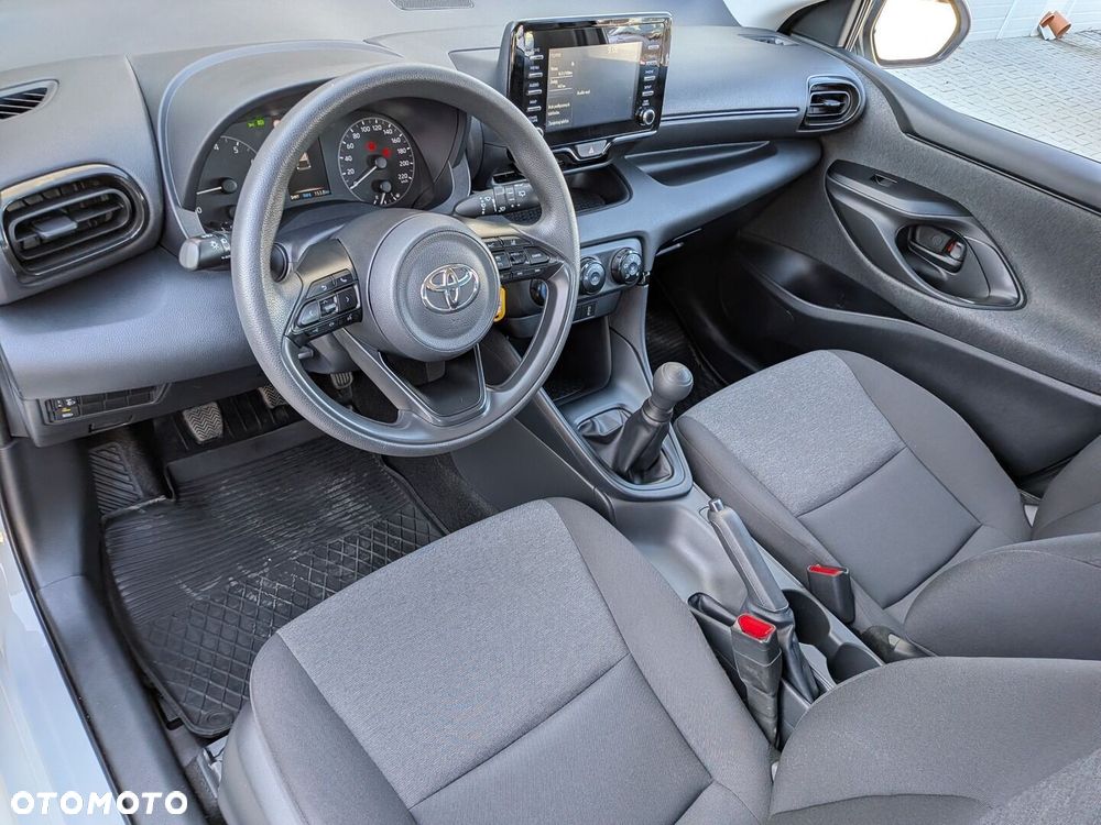 Toyota Yaris - 21