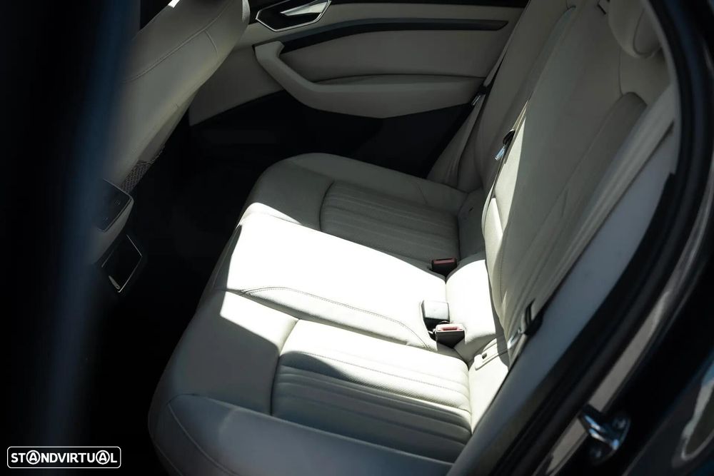 Audi e-tron 50 quattro Advanced - 26