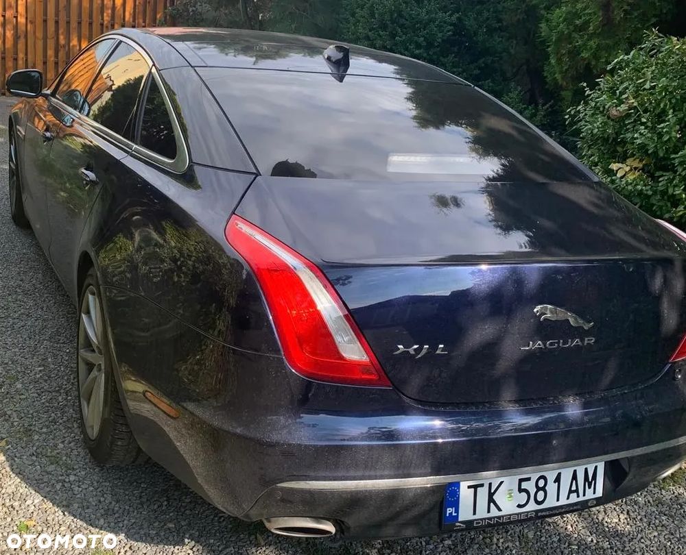Jaguar XJ 3.0 D V6 Premium Luxury - 8