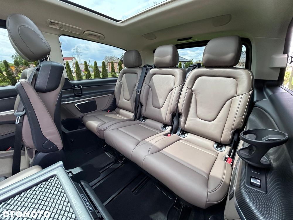 Mercedes-Benz Klasa V 300 d 4-Matic Exclusive 9G-Tronic (d³ugi) - 19