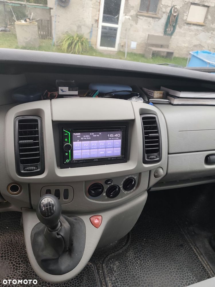 Opel Vivaro - 12