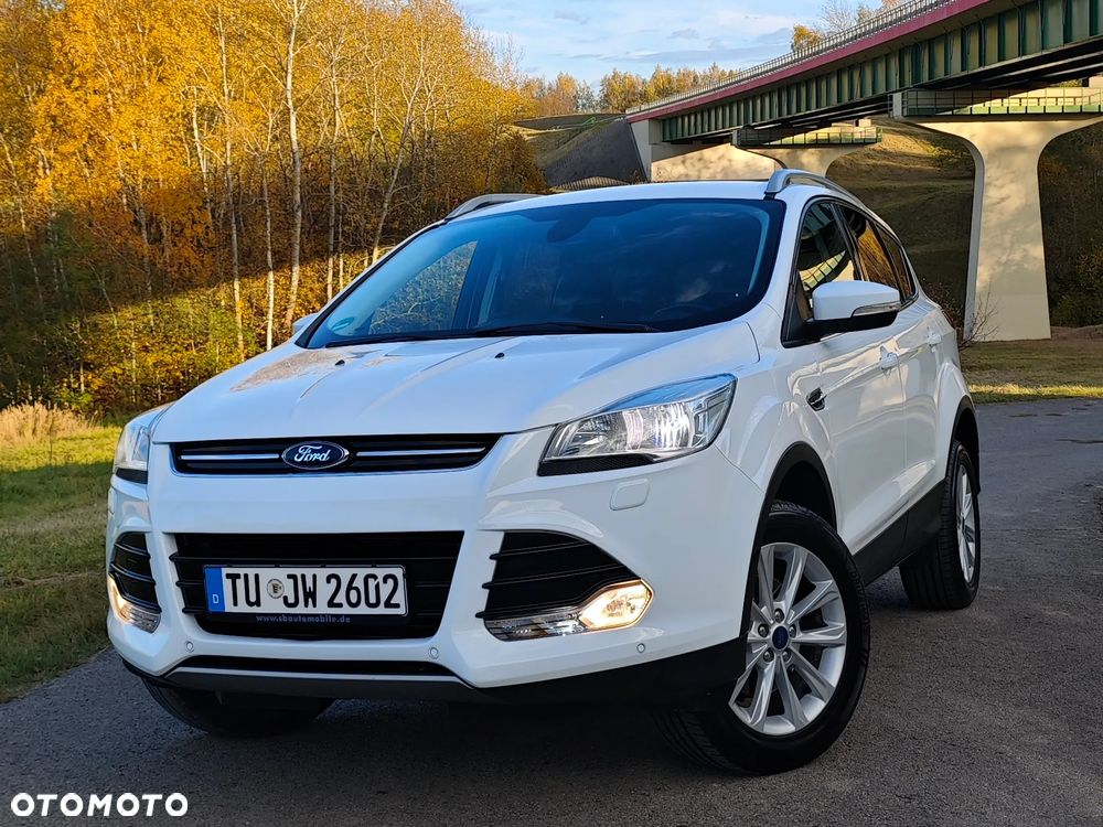 Ford Kuga 1.5 EcoBoost 2x4 Titanium - 2