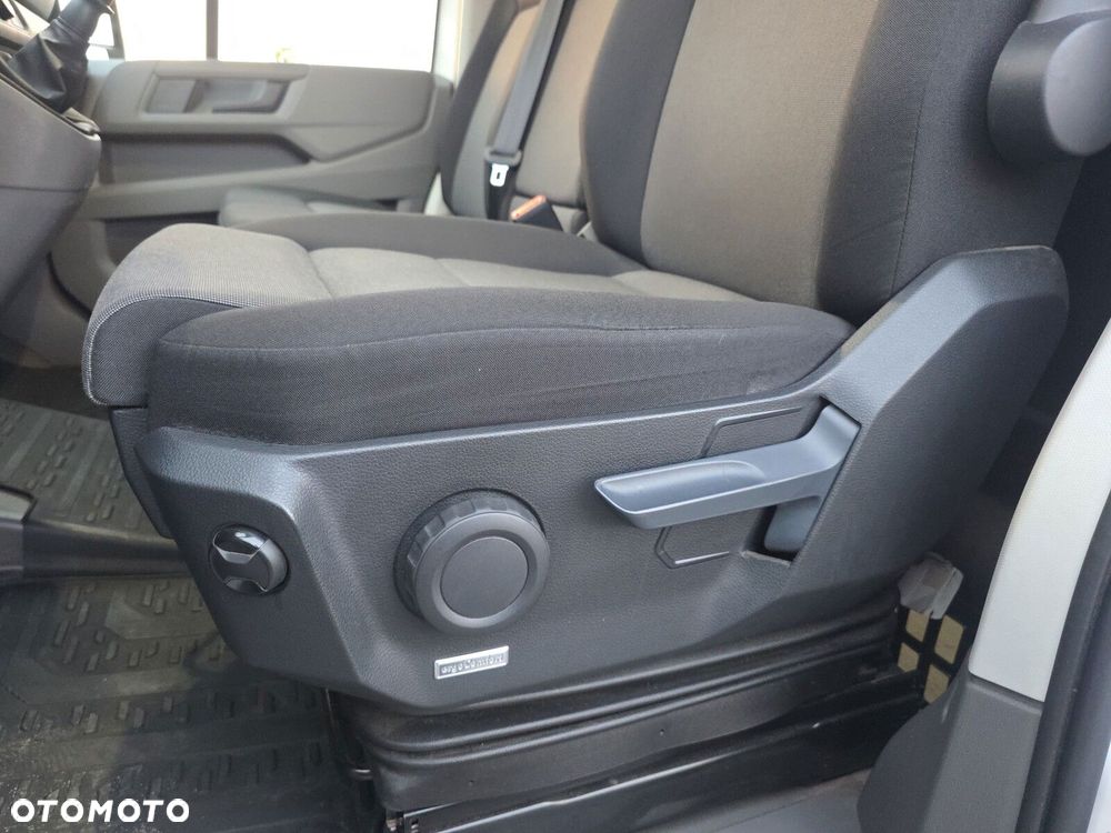 Volkswagen Crafter - 12