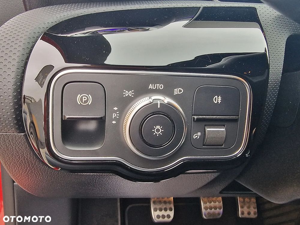 Mercedes-Benz Klasa A 160 AMG Line - 14