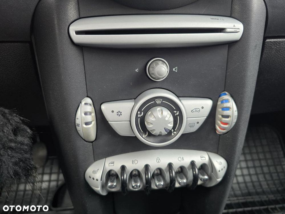 MINI Cooper 50 Camden - 29