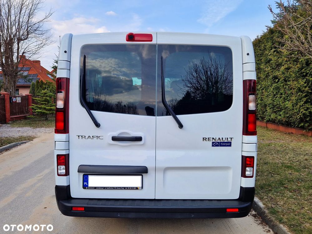 Renault Trafic 2.0 dCi - 10