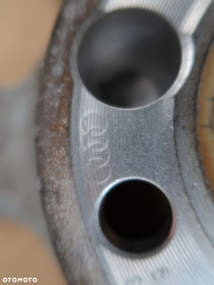 z17 Felga Ausi A4 B8  8K0601025F 7,5x16et45 - 7