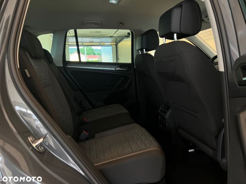 Volkswagen Tiguan 1.4 eHybrid OPF DSG Life - 23