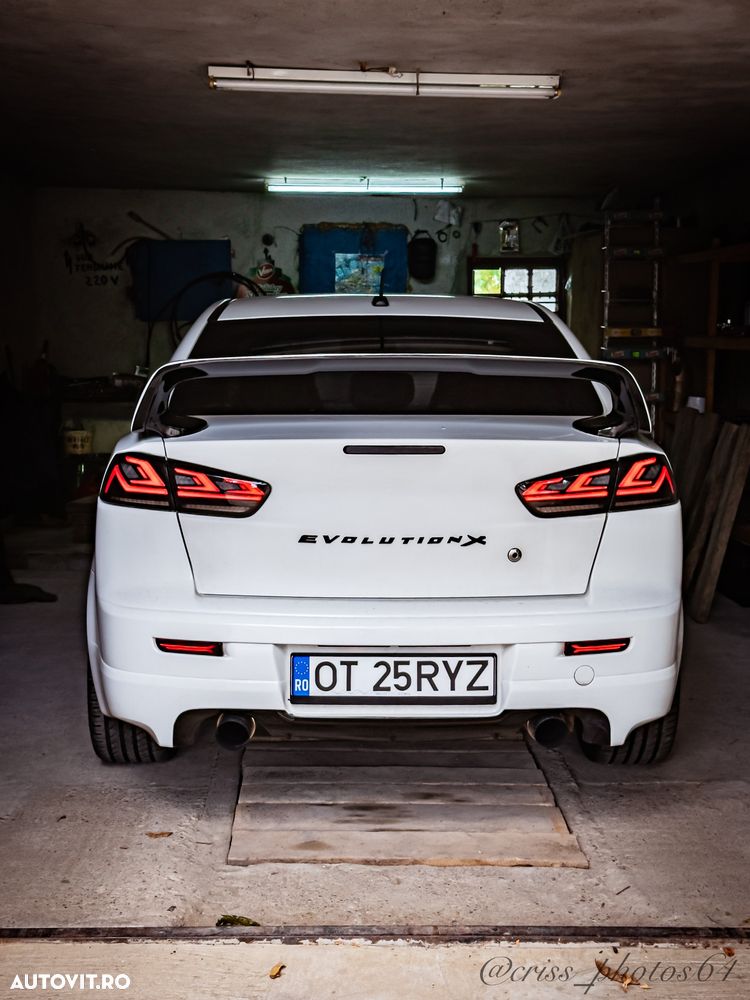 Mitsubishi Lancer - 3