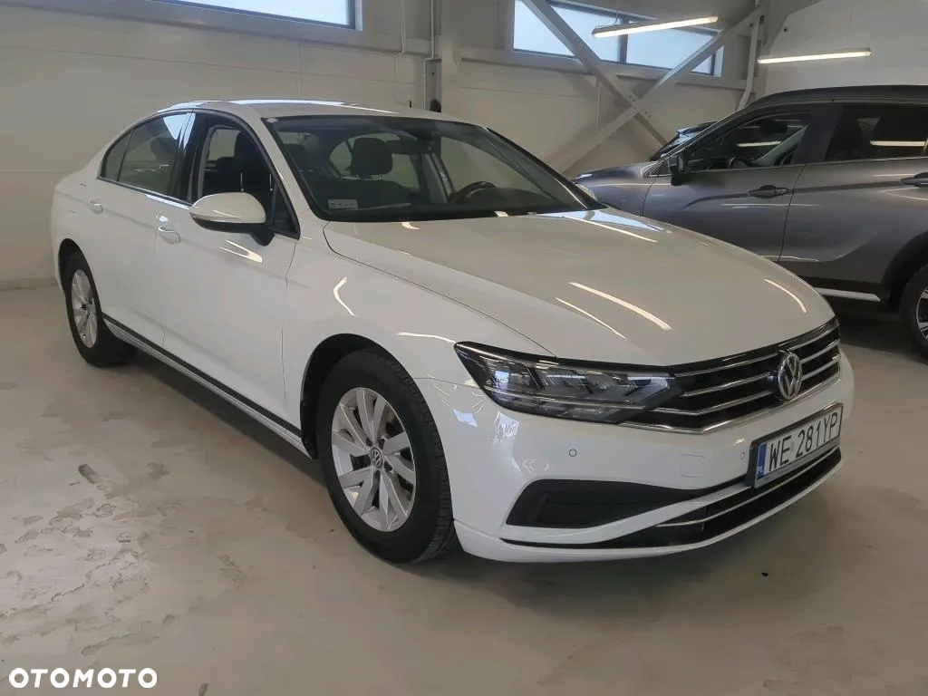 Volkswagen Passat 2.0 TDI EVO Essence DSG - 2