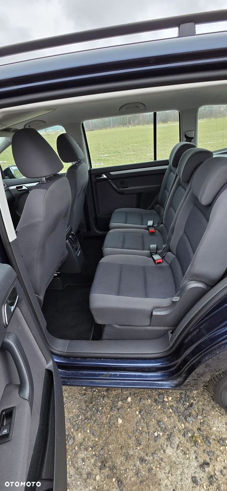 Volkswagen Touran 1.6 TDI DPF BlueMotion Technology STYLE - 15