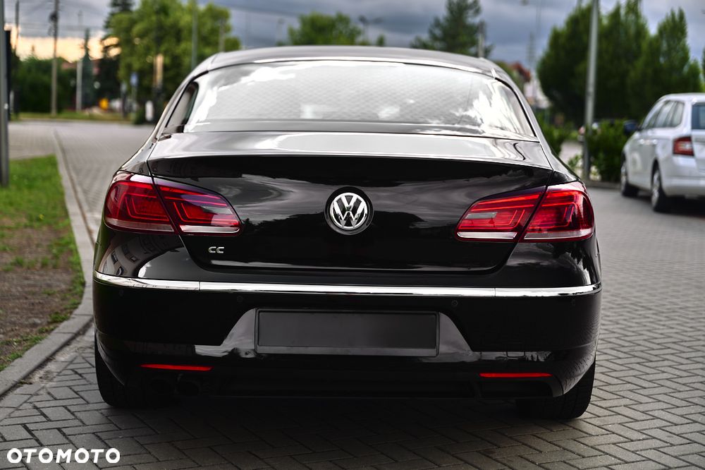 Volkswagen Passat CC 2.0 Blue TDI - 18