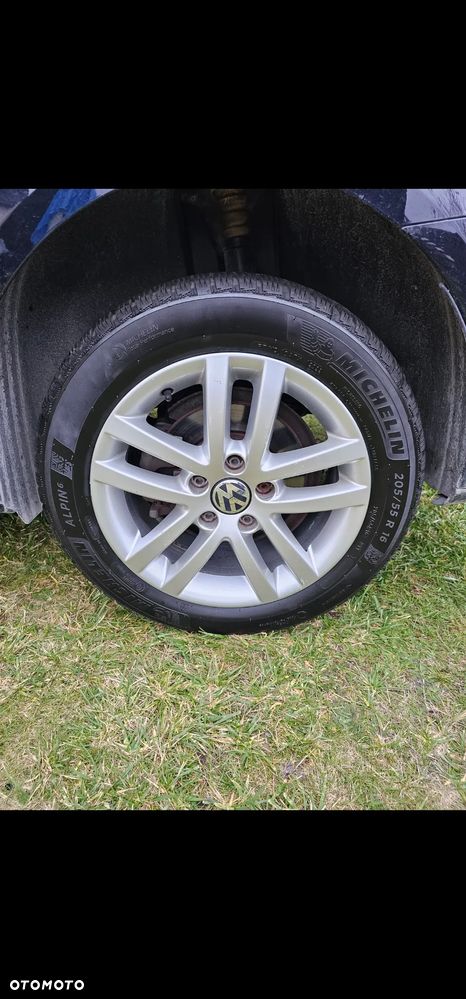 Volkswagen Touran 1.6 TDI DPF Comfortline - 12