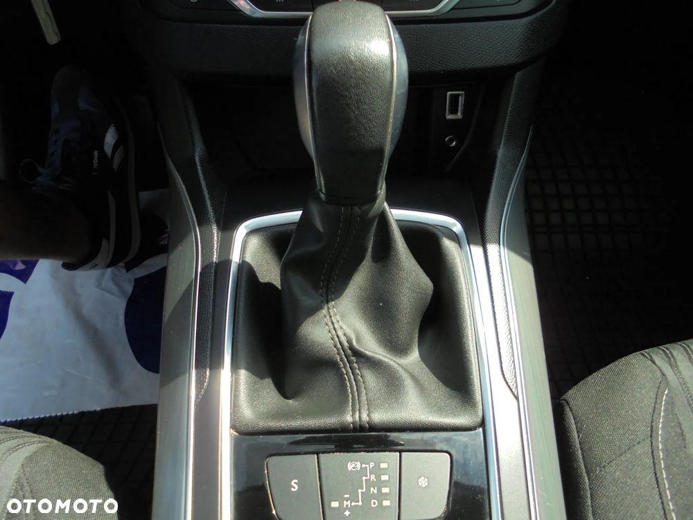 Peugeot 308 SW BlueHDi 150 Automatik Stop & Start Allure - 10