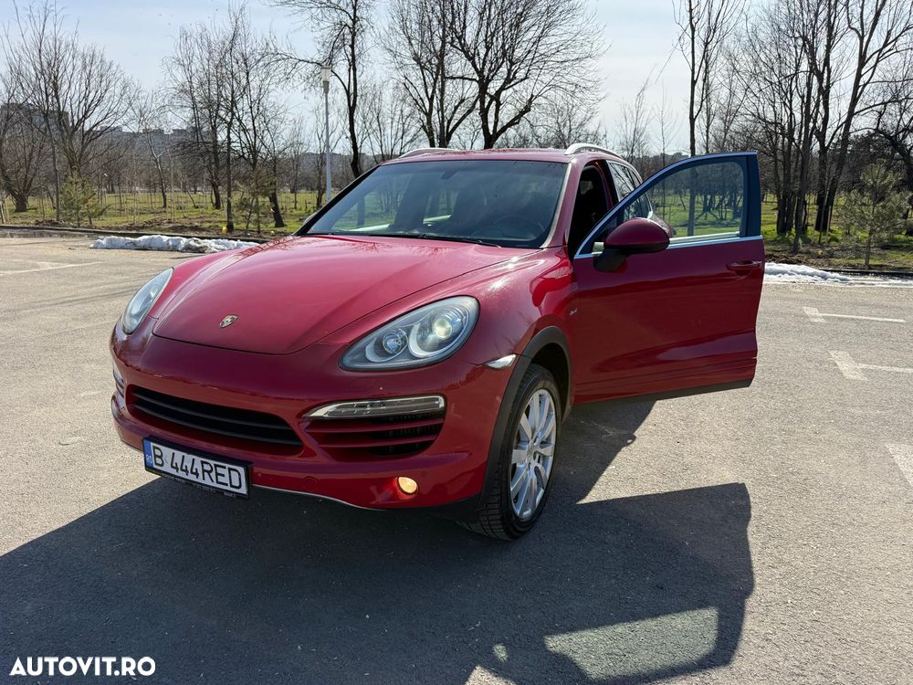 Porsche Cayenne - 1