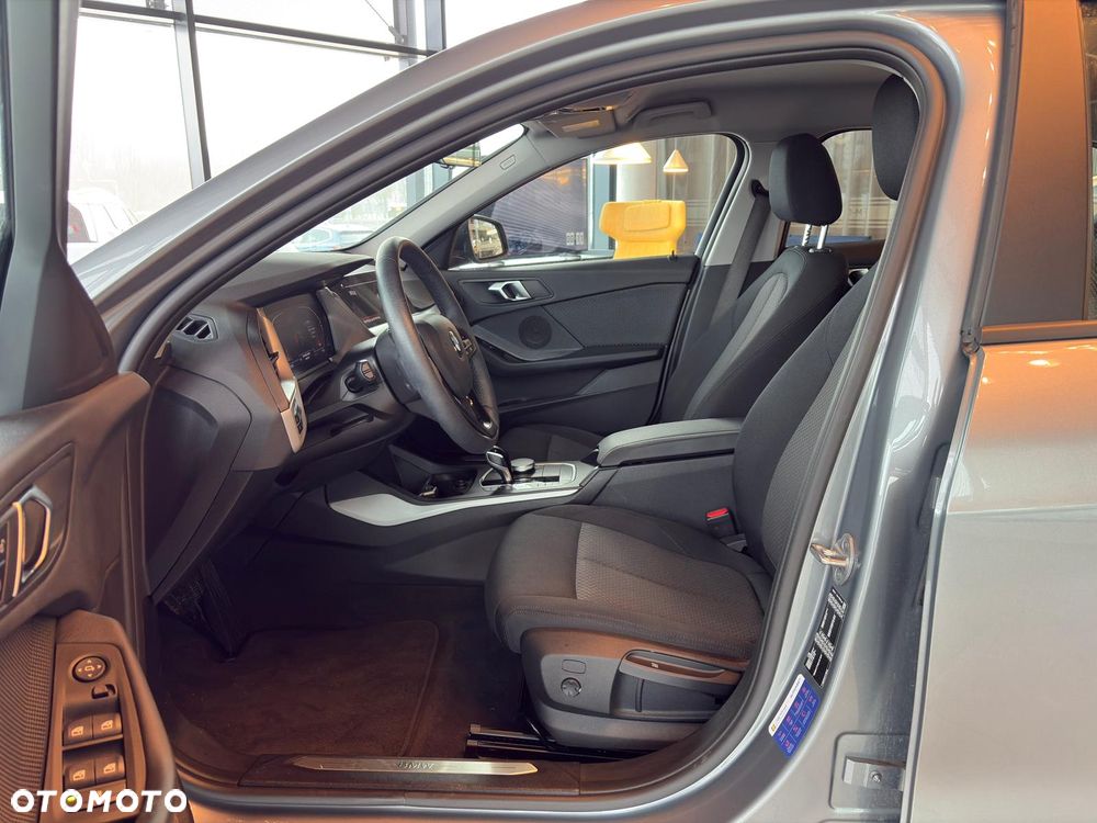 BMW Seria 1 118i Advantage - 11