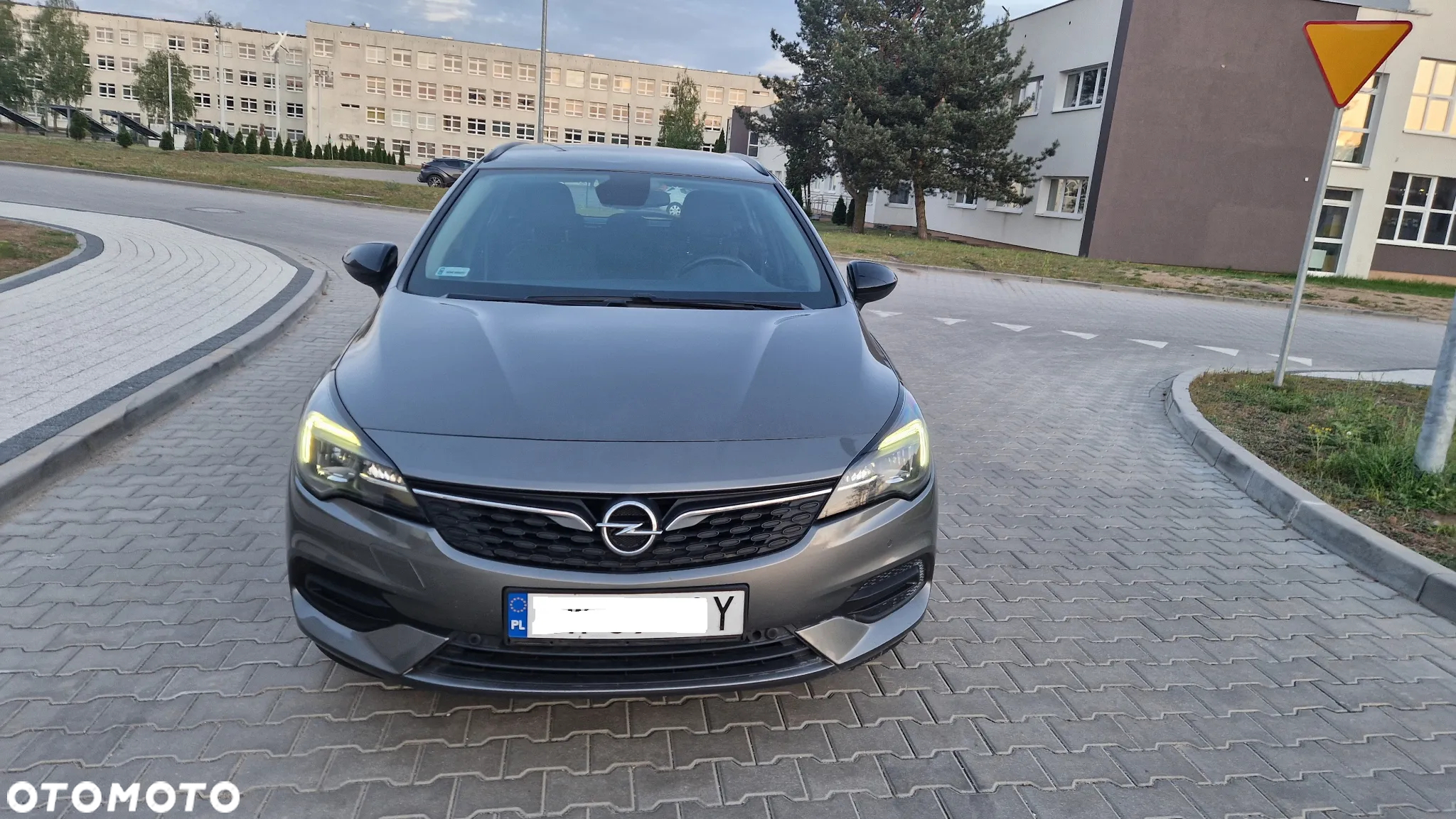 Opel Astra VI 1.2 T Edition S&S - 2