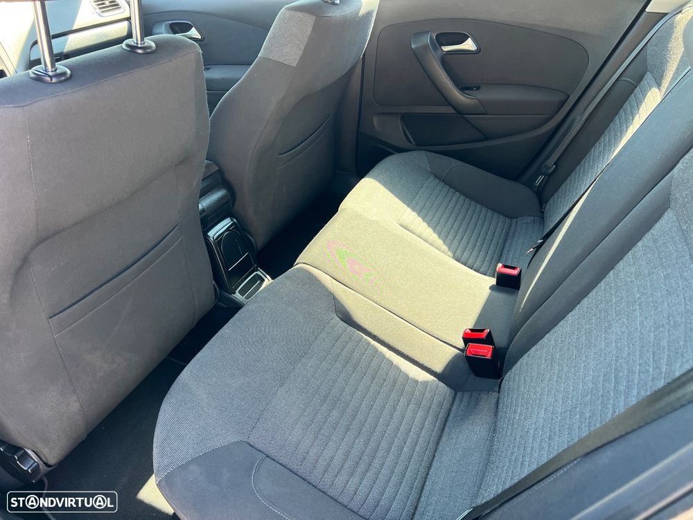 VW Polo 1.2 TSi Highline - 26