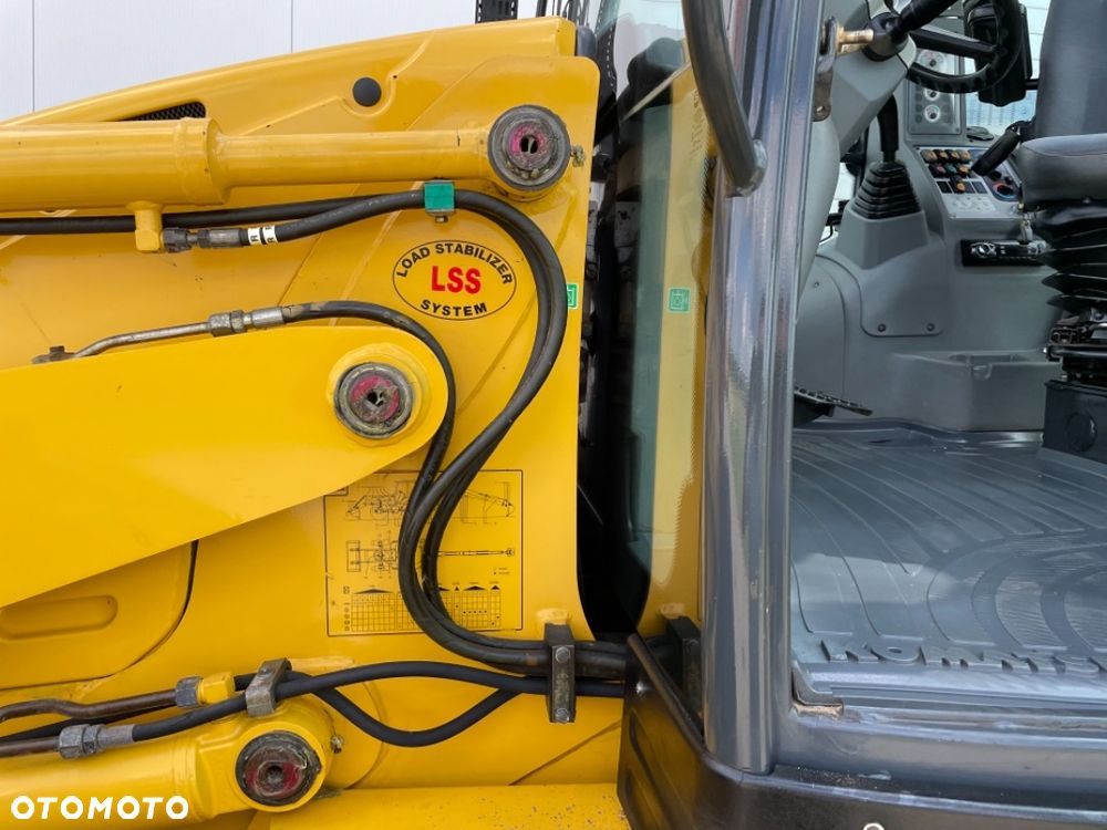 Komatsu WB97s - 33