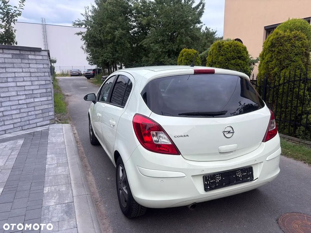 Opel Corsa 1.4 T Color Edition S&S - 11
