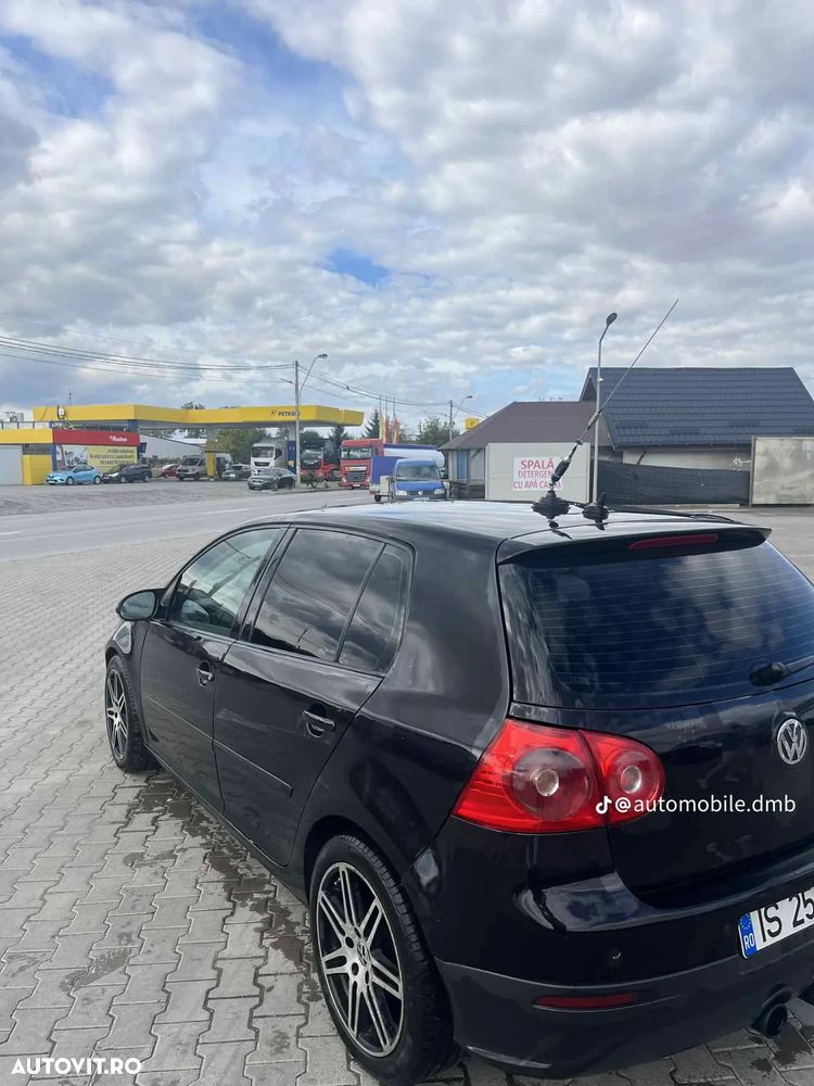 Volkswagen Golf 2.0 TDI Comfortline DSG - 5
