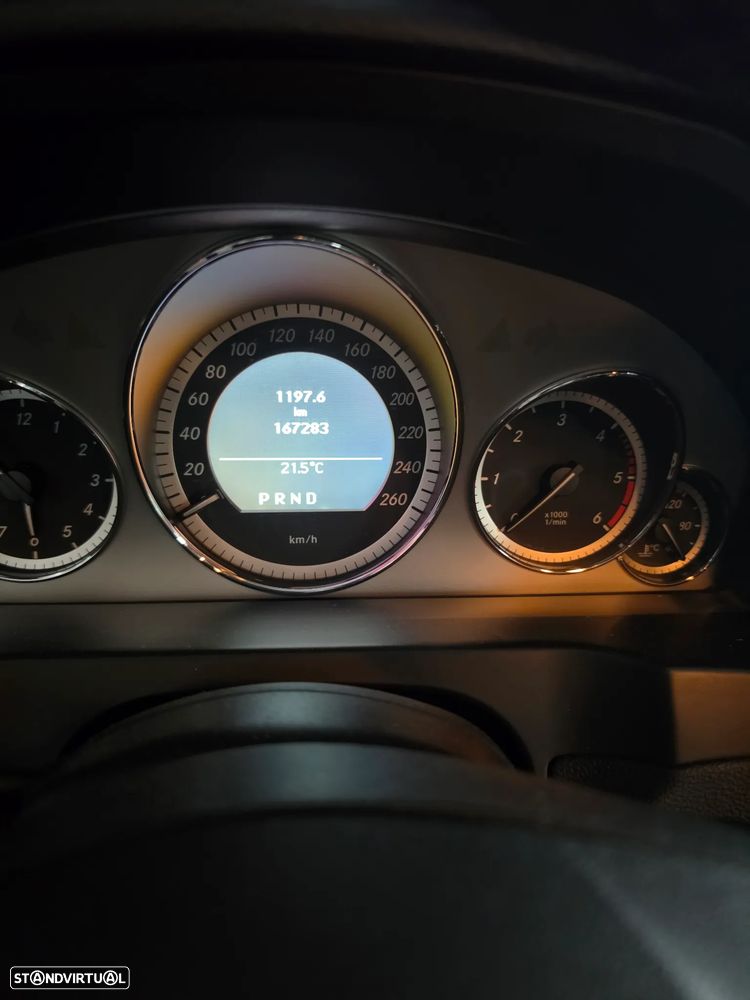 Mercedes-Benz E 250 - 5