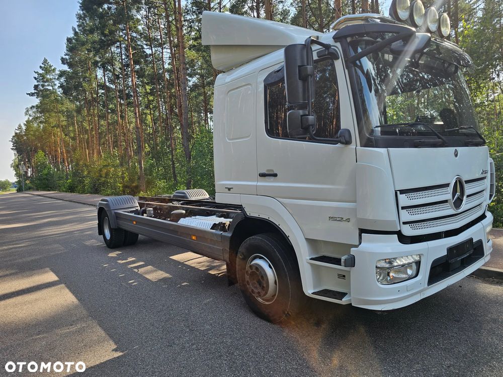 Mercedes-Benz 1624 - 2
