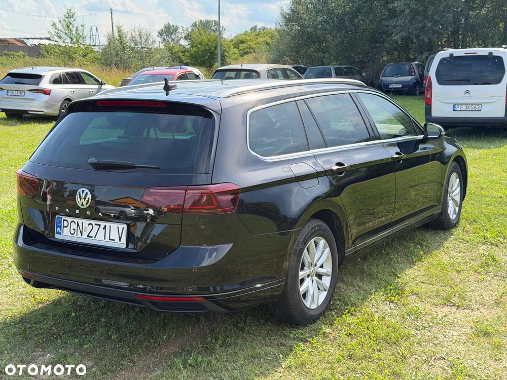 Volkswagen Passat 2.0 TDI EVO Business DSG - 3