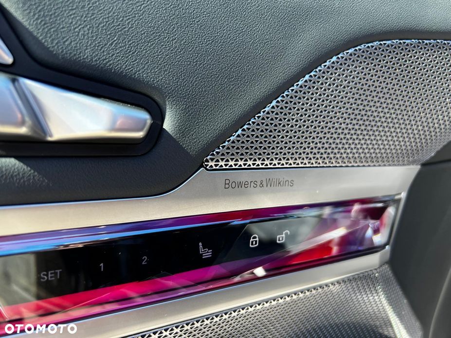 BMW Seria 7 740d xDrive mHEV sport - 16