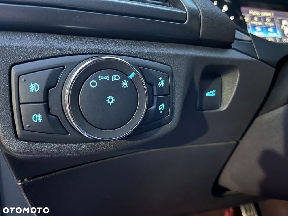 Ford Mondeo - 14