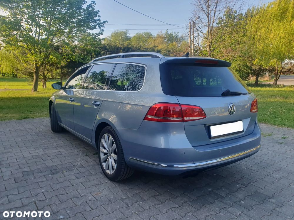 Volkswagen Passat 2.0 TDI Comfortline - 13