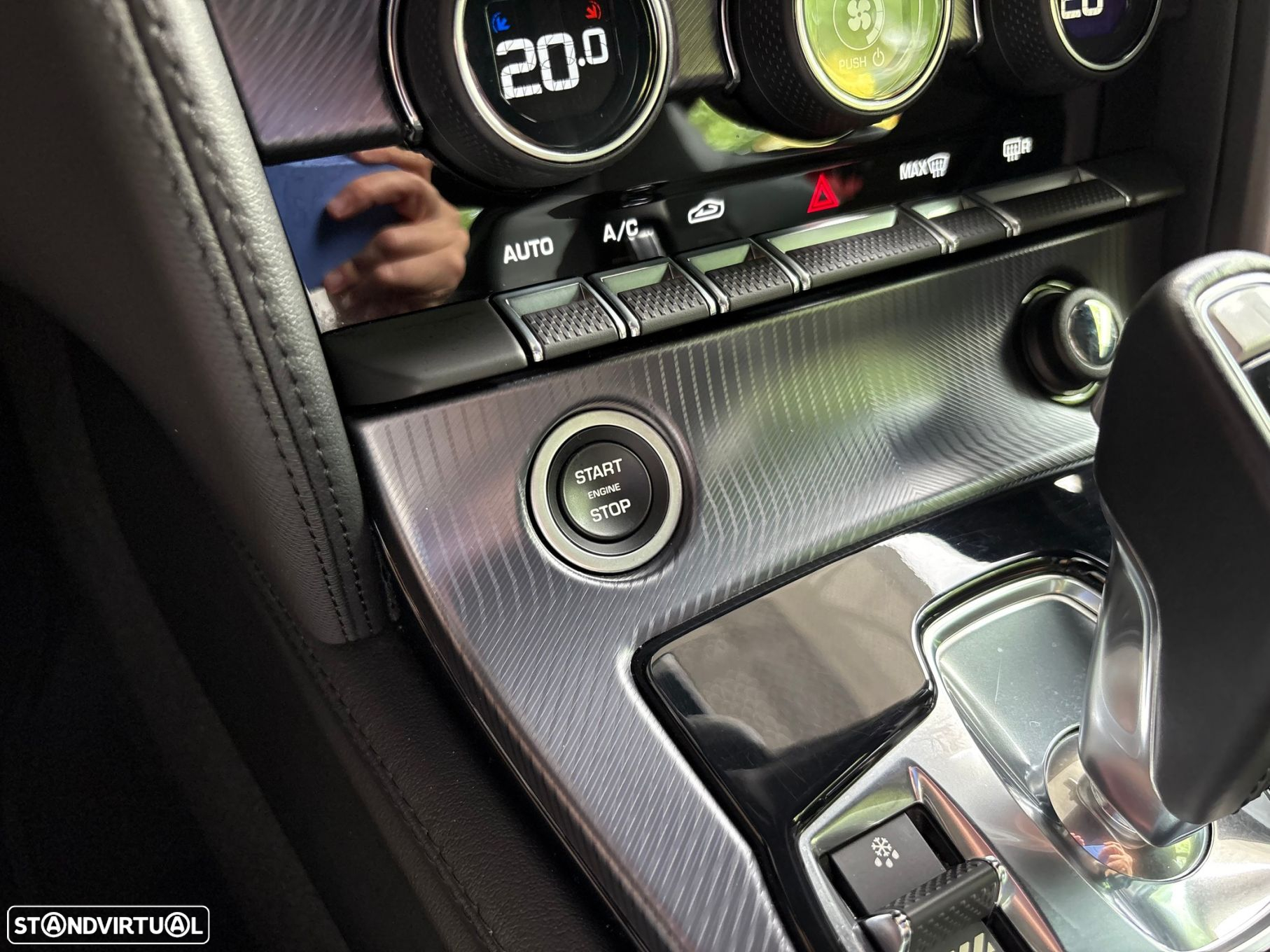 Jaguar F-Type 2.0 i4 R-Dynamic - 42
