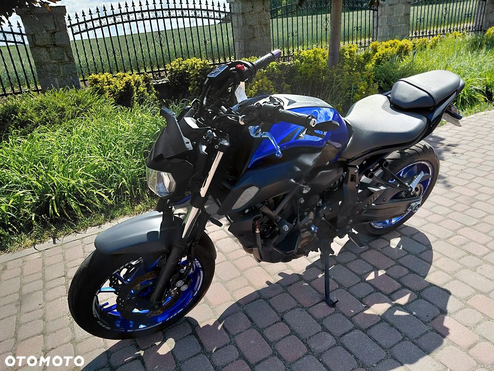 Yamaha MT - 2