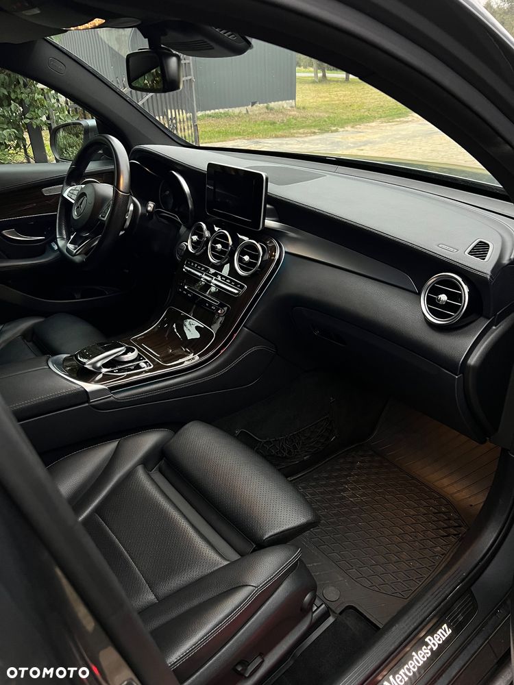 Mercedes-Benz GLC - 19