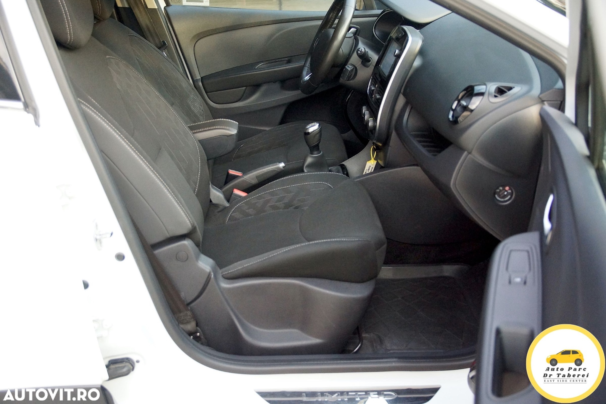 Renault Clio ENERGY TCe 90 Start & Stop LIMITED 2018 - 23