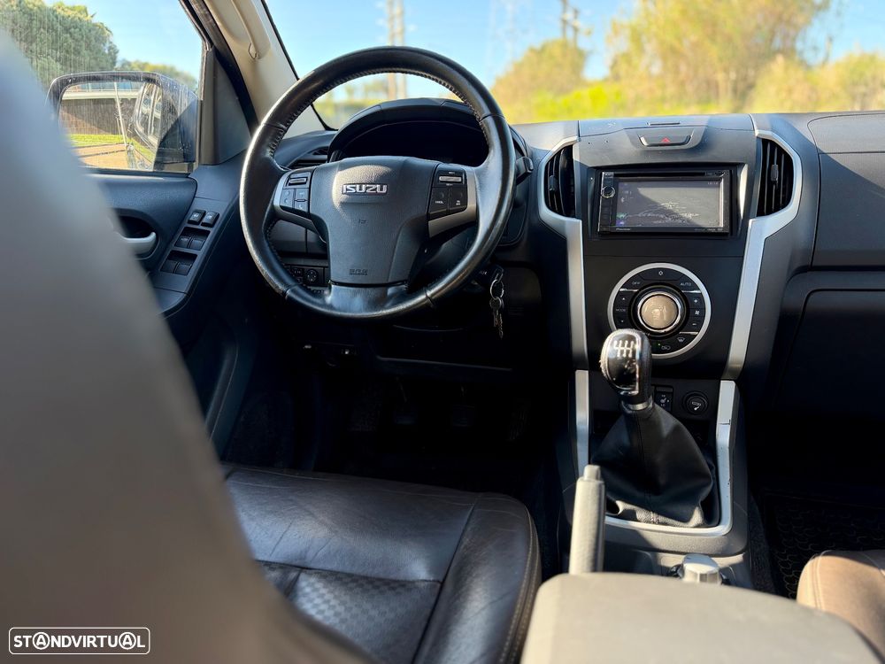 Isuzu D-Max 4x4 Cabine Dupla Premium - 5