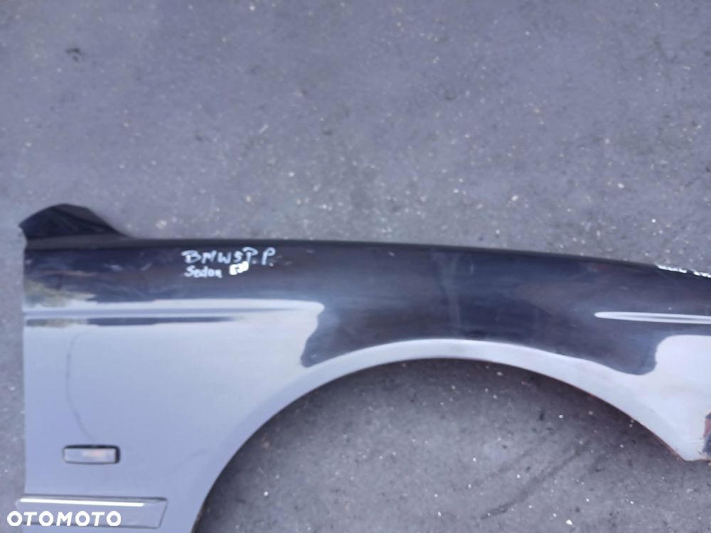 BMW E39 błotnik prawy czarny NIE ZNAM KODU LAKIERU - 4