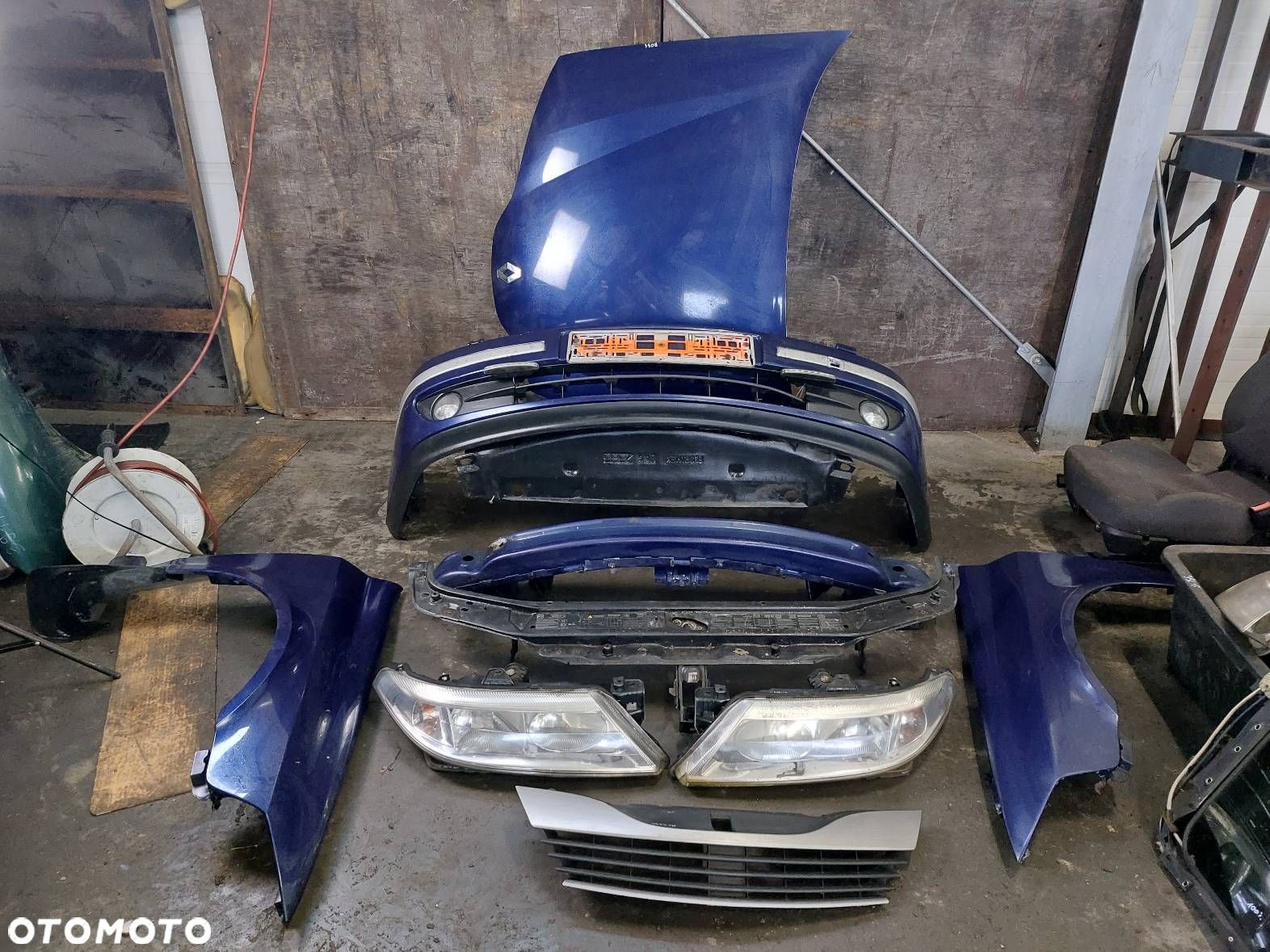 KOMPLETNY PRZÓD MASKA ZDERZAK LAMPA BŁOTNIK RENAULT LAGUNA II TED44 - 1