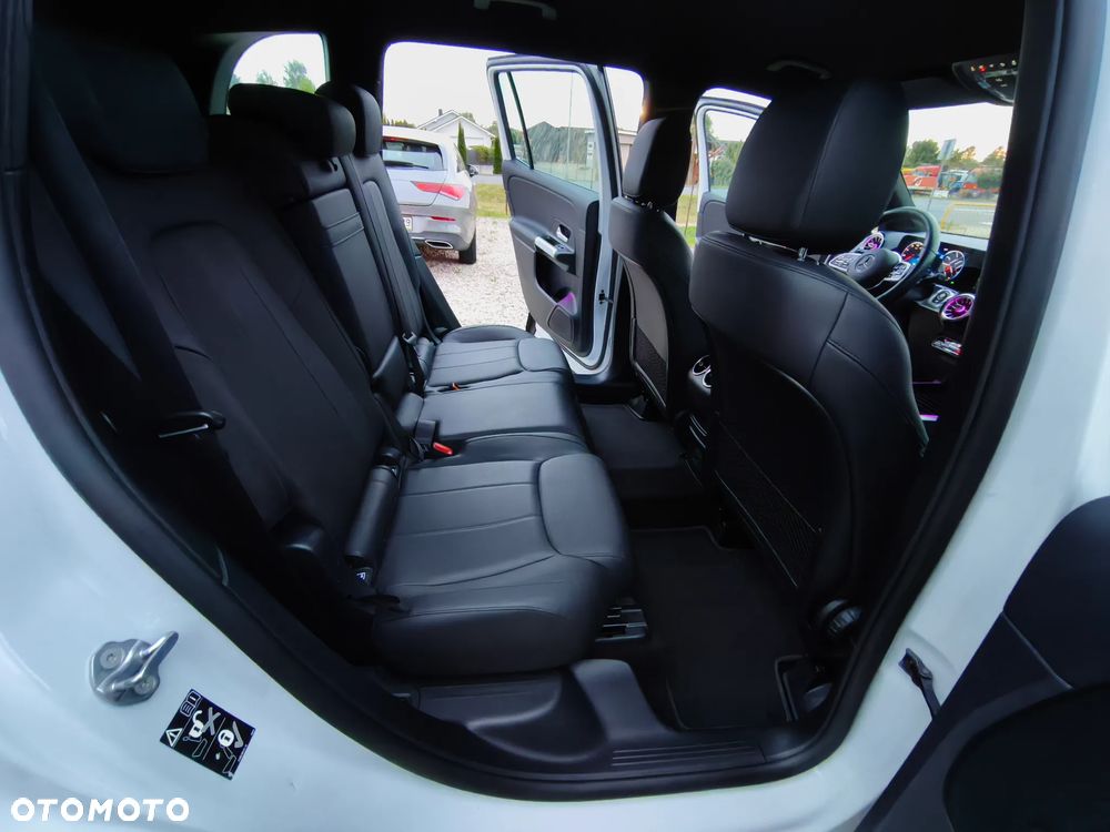 Mercedes-Benz GLB - 7